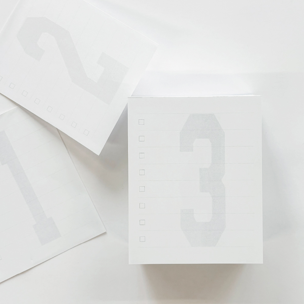 うしろを振り返らないひとの日めくりカレンダーメモ(6カ月)